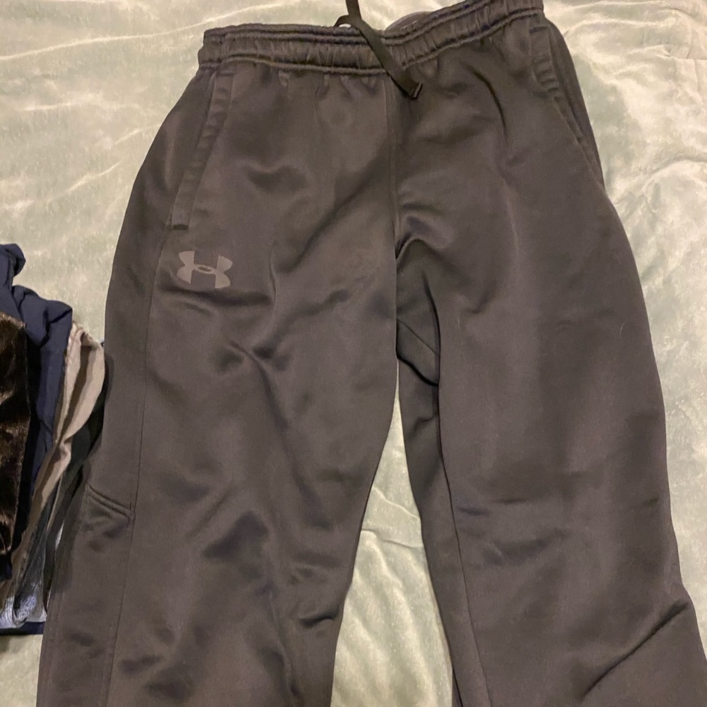 Under armor sweats
